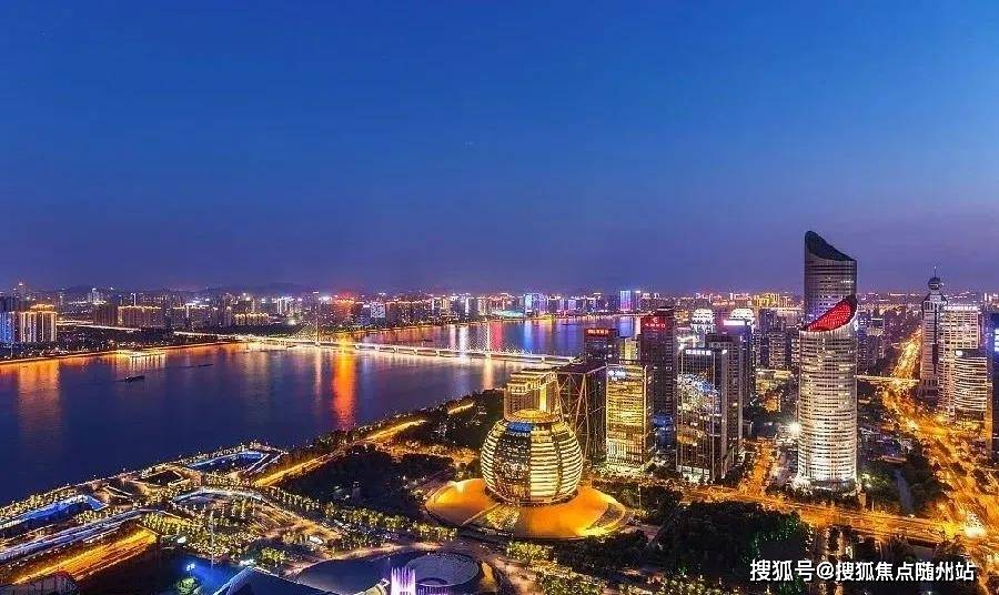 2025新澳门与香港精准正版免费,和平释义、解释与落实