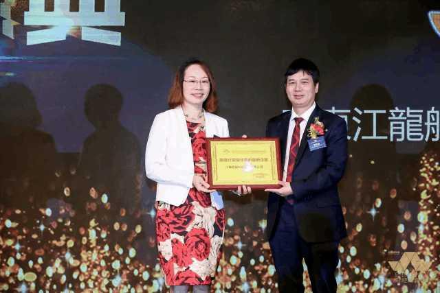 2025新澳门天天彩期期精准,警惕虚假宣传,政策解释提升